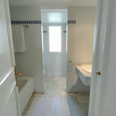 Atico En Nueva Andalucia - Puerto Banus *