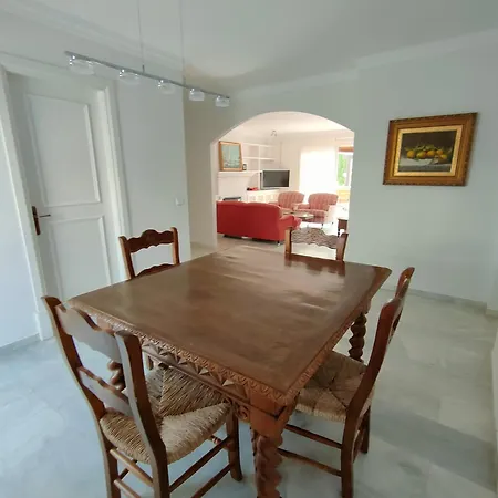 Atico En Nueva Andalucia - Puerto Banus Apartment *